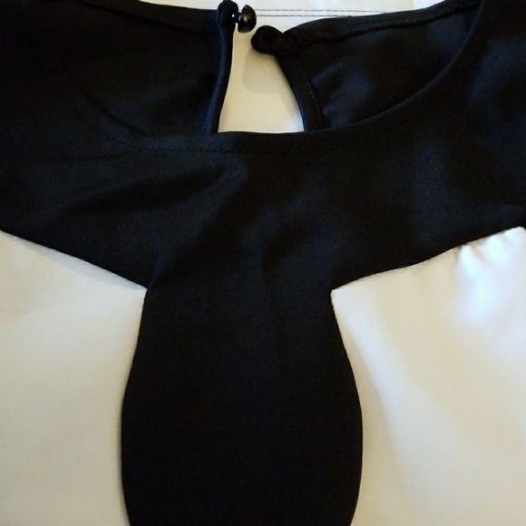 WHITE AND BLACK DRESS - Picture 6 of 6